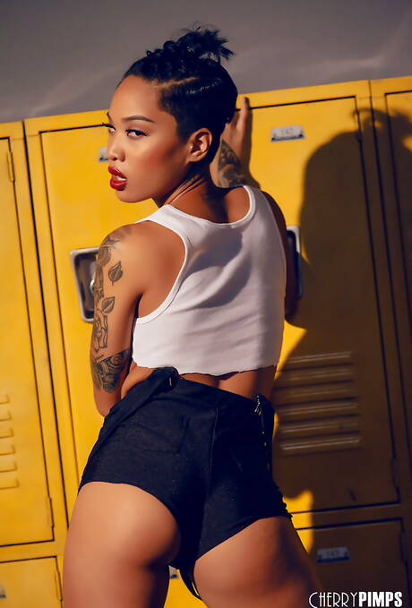 Cherry Pimps invites you to browse their xxx pics with Honey Gold unveiling beautiful body