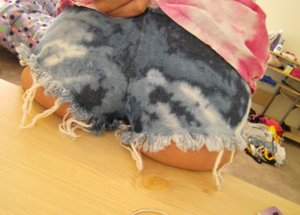 Petite Lover invite you to explore free pics featuring Elle showing superb body